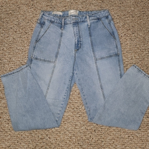 Universal Thread Denim - Universal Thread High Rise Slim Straight jeans